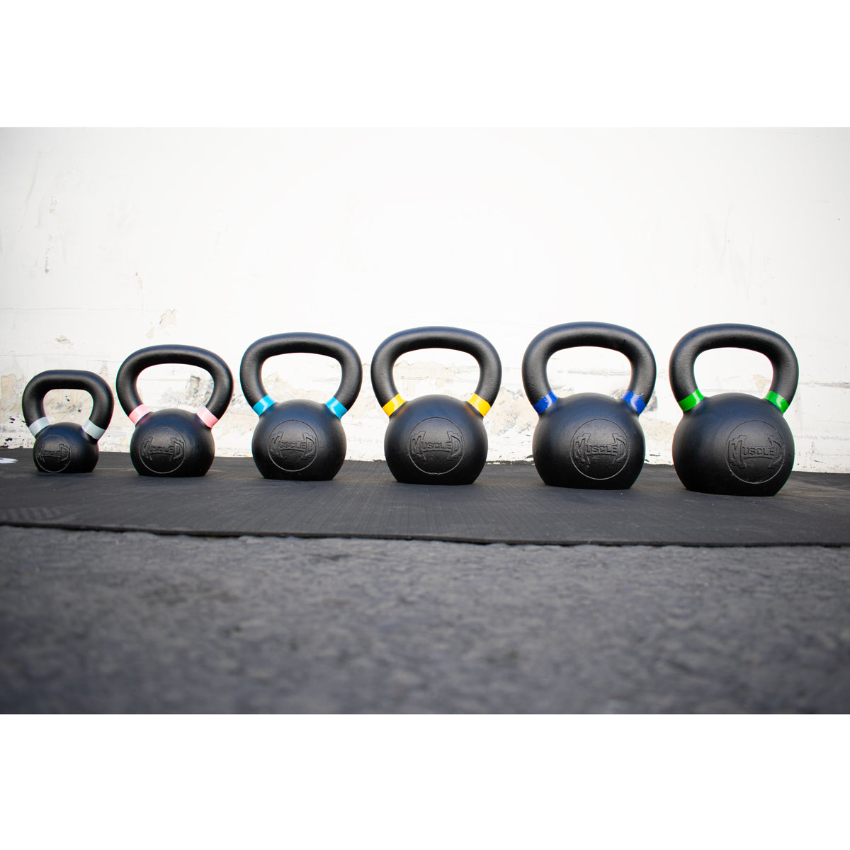 Cast Iron Kettlebells - Quality Handle Design - Heavy Duty Coating