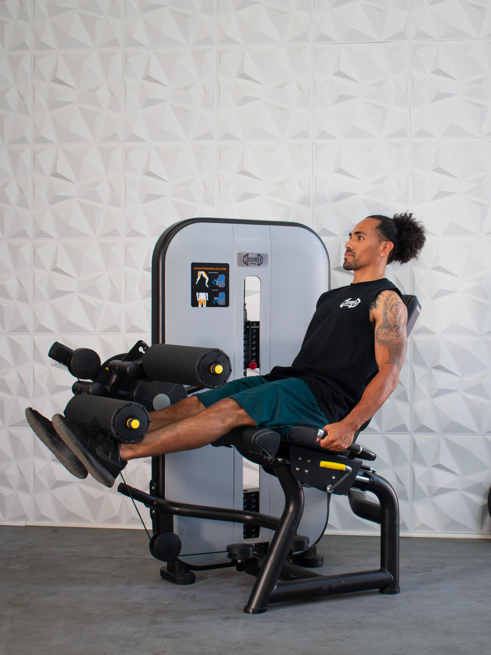 Vogue Leg Extension Seated Leg Curl Combo Seated Adjustable Pin Sele Vogue Leg Extension Seated Leg Curl Combo Seated Adjustable Pin Sele