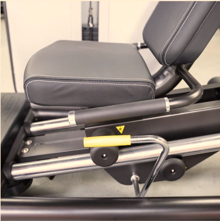 Selectorized Leg Press | 240lb Stack | Lever-assisted seat